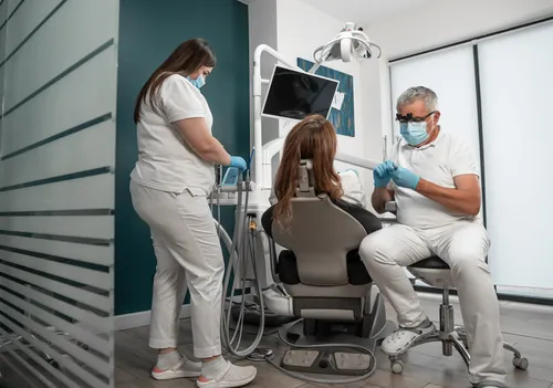 dental-blanqueamiento-clinica-moderna-172