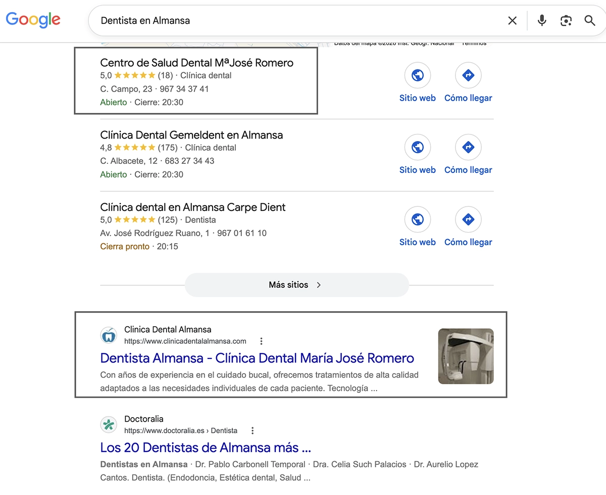 Búsqueda «Dentista en Almansa»: la misma clínica aparece primera en el mapa de Google y en el primer resultado orgánico
